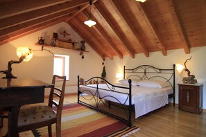 Villa | 3 dormitorios, tabla de planchar con plancha, ropa de cama