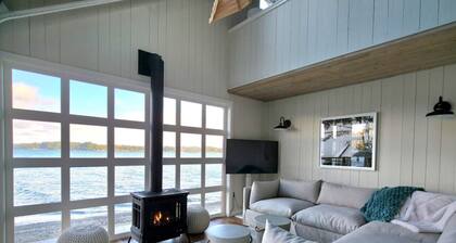 Beachfront cabin, dock, water views