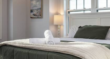 NEW -Entire Place-Laundry In Unit -Family Friendly