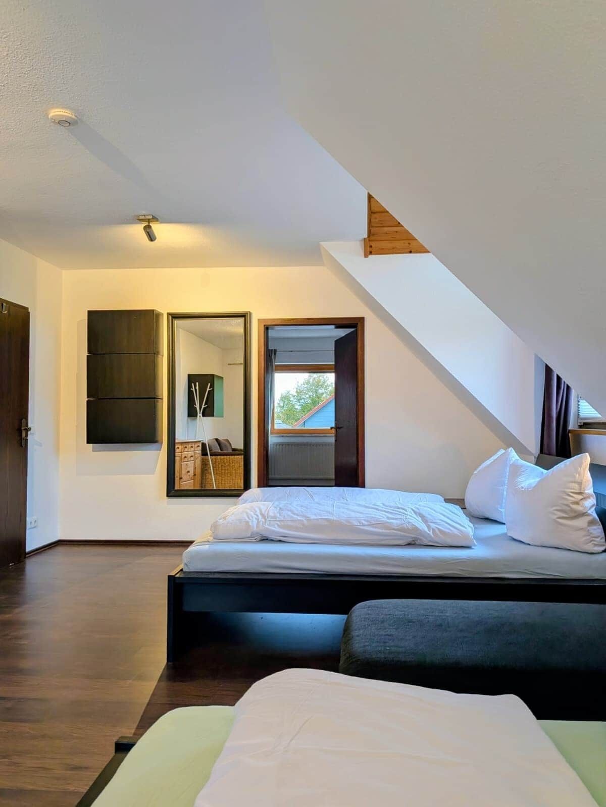 3 bedrooms, WiFi, bed sheets