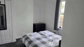 2 bedrooms, free WiFi, bed sheets