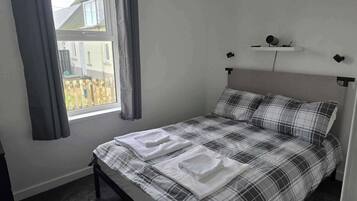 2 bedrooms, free WiFi, bed sheets