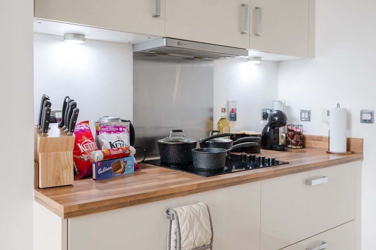 Microwave, oven, stovetop, dishwasher