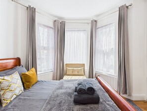 4 soverom, strykejern/-brett, wi-fi og sengetøy