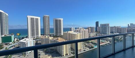 Luxury Apartment, City View | Property grounds