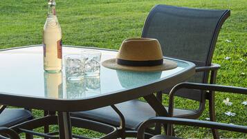 Family Suite, 1 King Bed with Sofa bed, Non Smoking, Patio | Terrace/patio