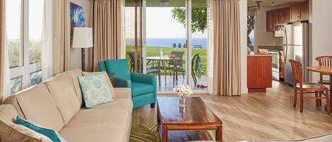 Familien-Suite, 1 King-Bett und Schlafsofa, Nichtraucher, Terrasse | Wohnbereich