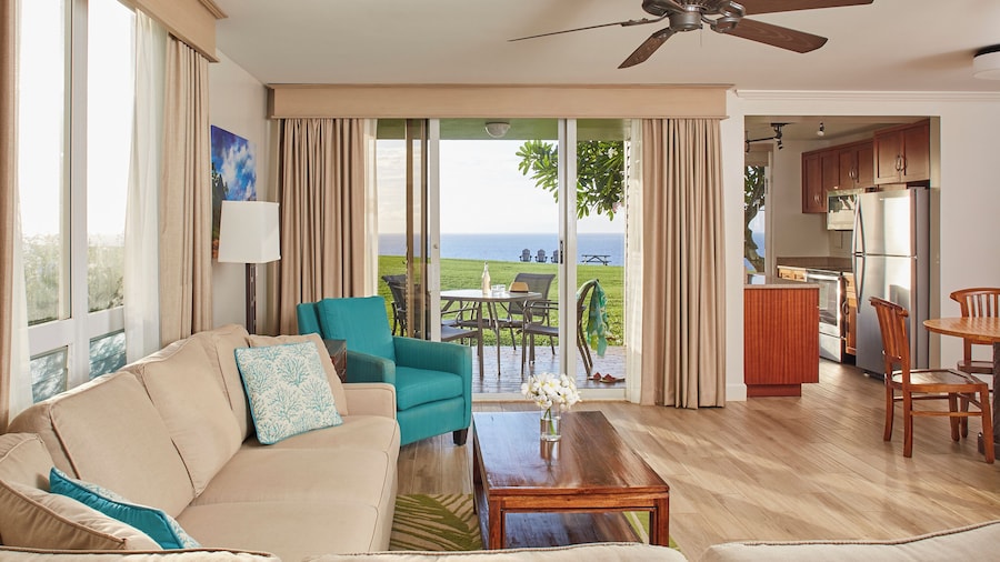 The Cliffs at Princeville by ResorTime