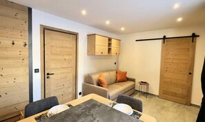 Interior - Studio Apartment, Sleeps 2, Megeve (Megeve)