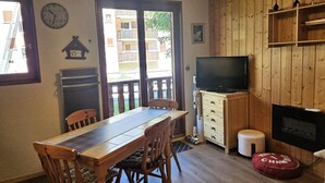 Unclassified image, 3 of 3, button - 3-room Apartment for 4 People, 3-star Rating, West-facing (Valloire)