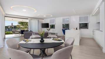 Télévision à écran plat