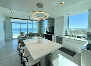 Interior - Sapphire 1109 - By GISO Vacation Rentals (South Padre Island)