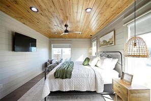 3 camere, ferro/asse da stiro, Wi-Fi gratuito, lenzuola