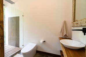 Dusche, Handtücher, Seife, Toilettenpapier
