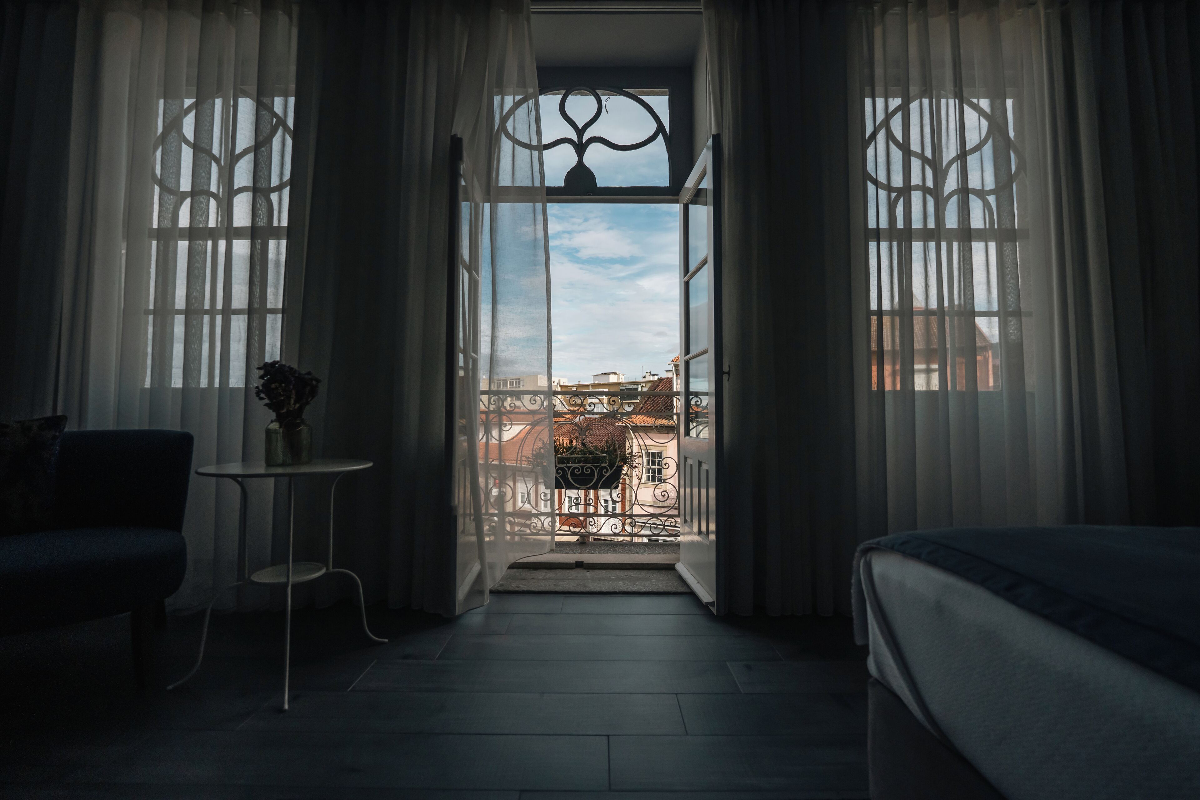 Deluxe Studio Suite, Balcony, City View | Free WiFi