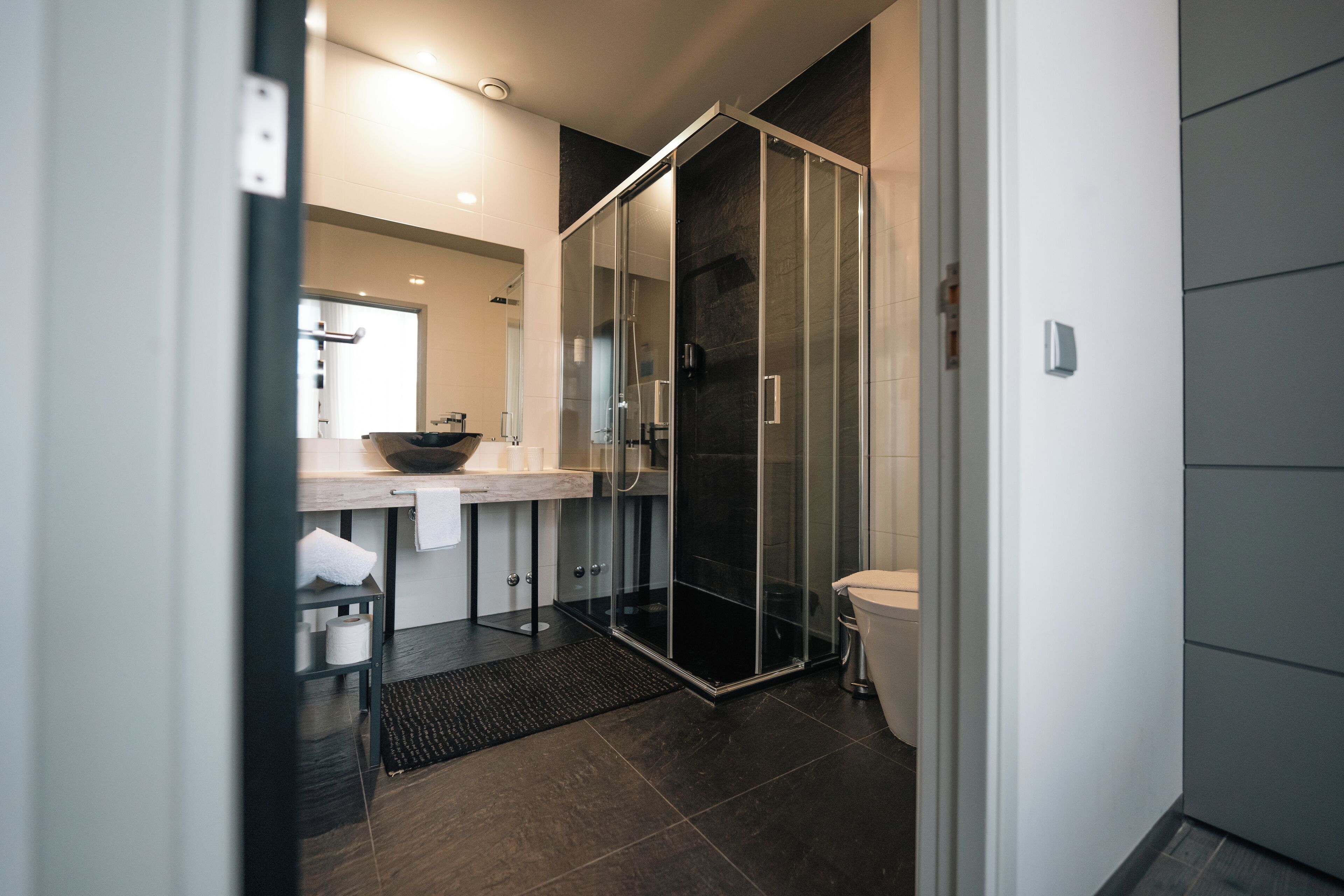 Deluxe Double or Twin Room, Balcony, City View | Bathroom | Shower, hair dryer, towels, soap