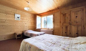 Room - 3 Rooms for 7 People (Le Grand-Bornand)