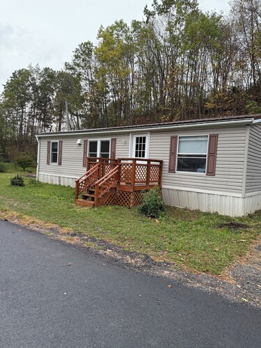 Quaint, newly renovated 3-bedroom house in Grampian.