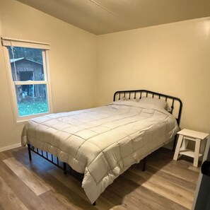 3 habitaciones, wifi gratis y ropa de cama 