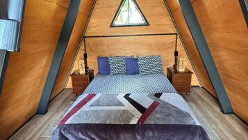 Comfort chalet, 1 queensize bed, privébadkamer, uitzicht op bergen | Gratis wifi