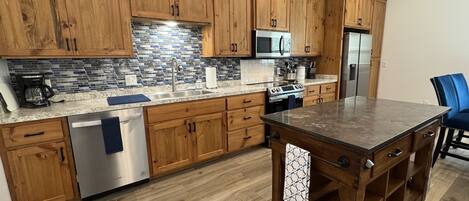 Microwave, oven, stovetop, dishwasher