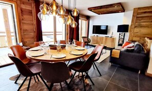 Dining - Exceptional Duplex Apartment, Beautiful Exposure, Quiet Location (Les Gets)