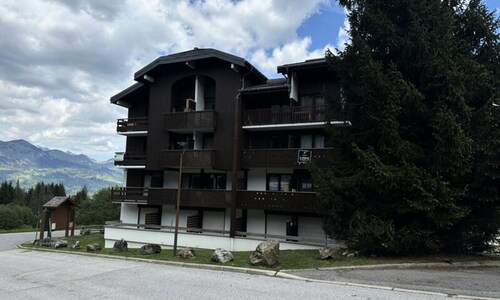 Located at the Foot of the Slopes in Morillon 1100