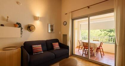 Apartment in Le Brusc Near the Port