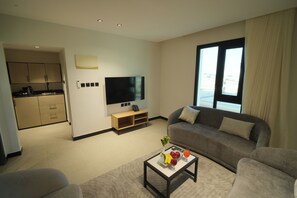 Living area - https://maps.app.goo.gl/RomsAsvupX6iivVM6 (Tabuk)