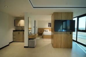 5 間睡房、熨斗/熨衫板、上網、床單