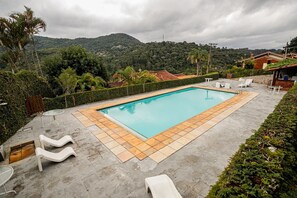 Vila | Piscina | Piscina interna