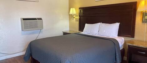 Desk, laptop workspace, free WiFi