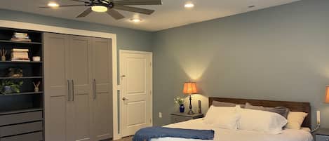 3 bedrooms, iron/ironing board, WiFi, bed sheets