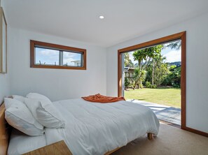 3 bedrooms, iron/ironing board, WiFi - Summer Palms - Tairua Holiday Home (Tairua)