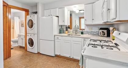 Walk-Everywhere King-Bed Patio Hideaway with Fenced Parking