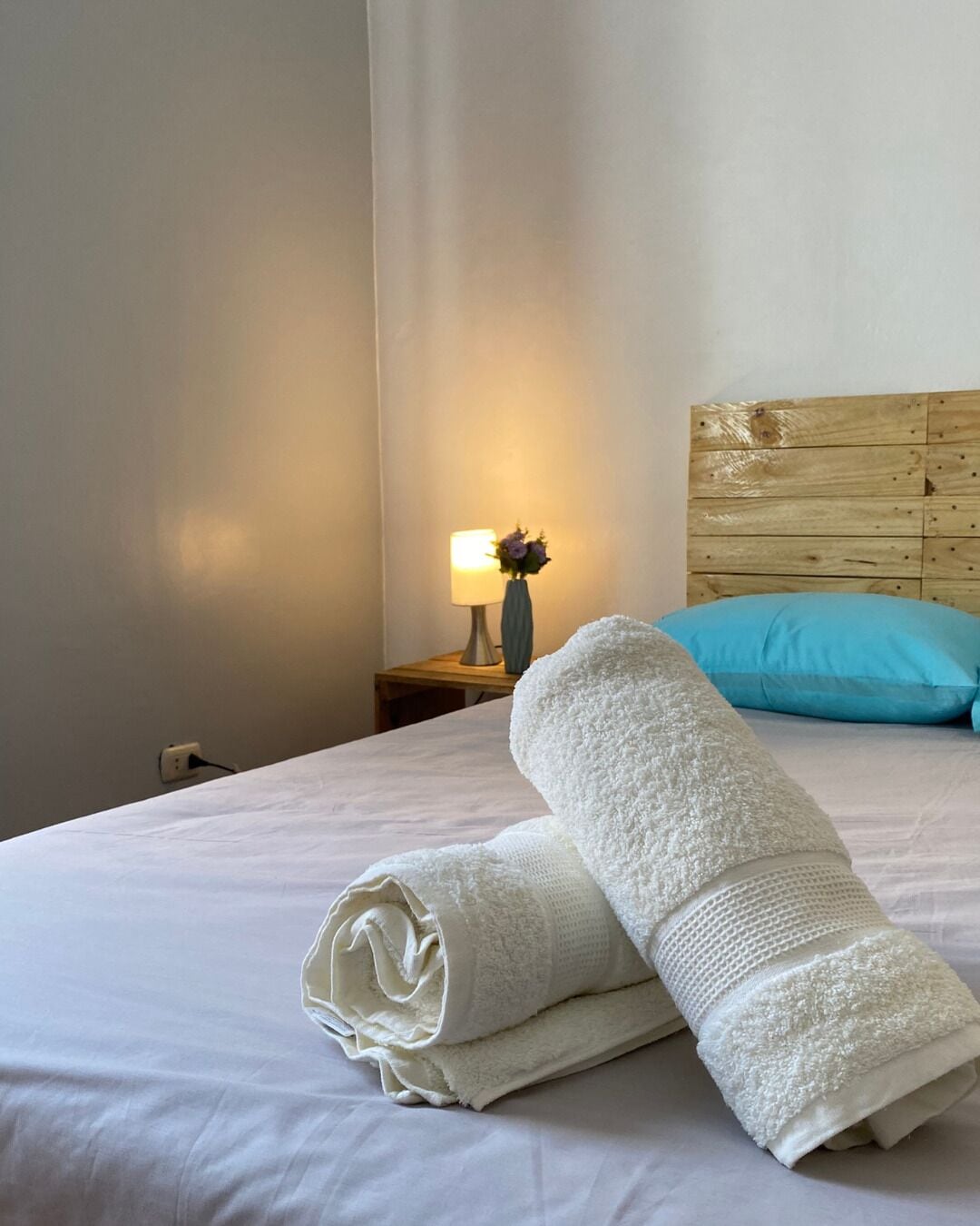 Free WiFi, bed sheets