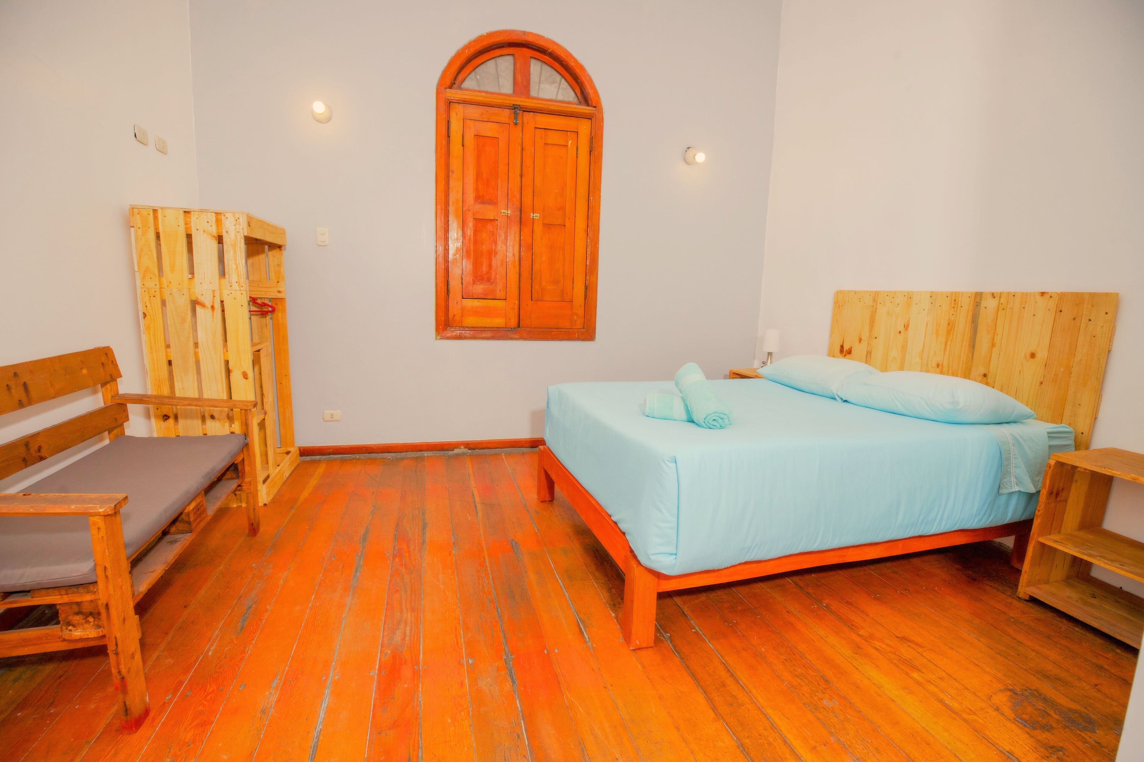 Standard Double Room | Free WiFi, bed sheets