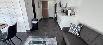 Clewiston Comfort #9 – Warm & Inviting Stay