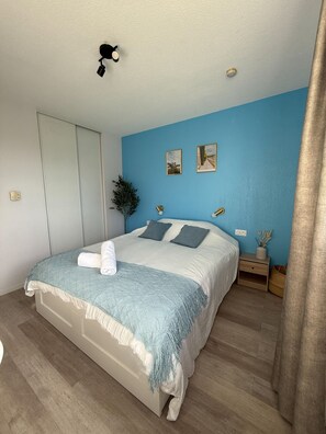 1 bedroom, iron/ironing board, WiFi, bed sheets - Appart'Hôtel - Avignon TGV Station (Avignon)