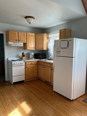 Microwave, oven, stovetop