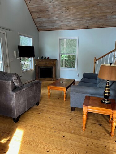 Charming 2-bedroom cottage at Kentucky Lake