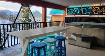 Chateau Cona Lower - hot tub, ski in/ski out