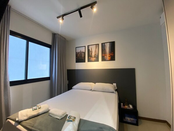 Apartment | 1 bedroom, free WiFi - Your Complete Stay in Salvador, Just Minutes From the Beach and Shopping Barra - Hgrs (Salvador)