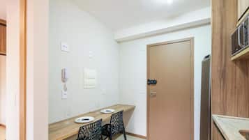 Apartemen Basic | Tempat makan