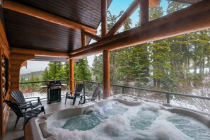 Bain à remous extérieur