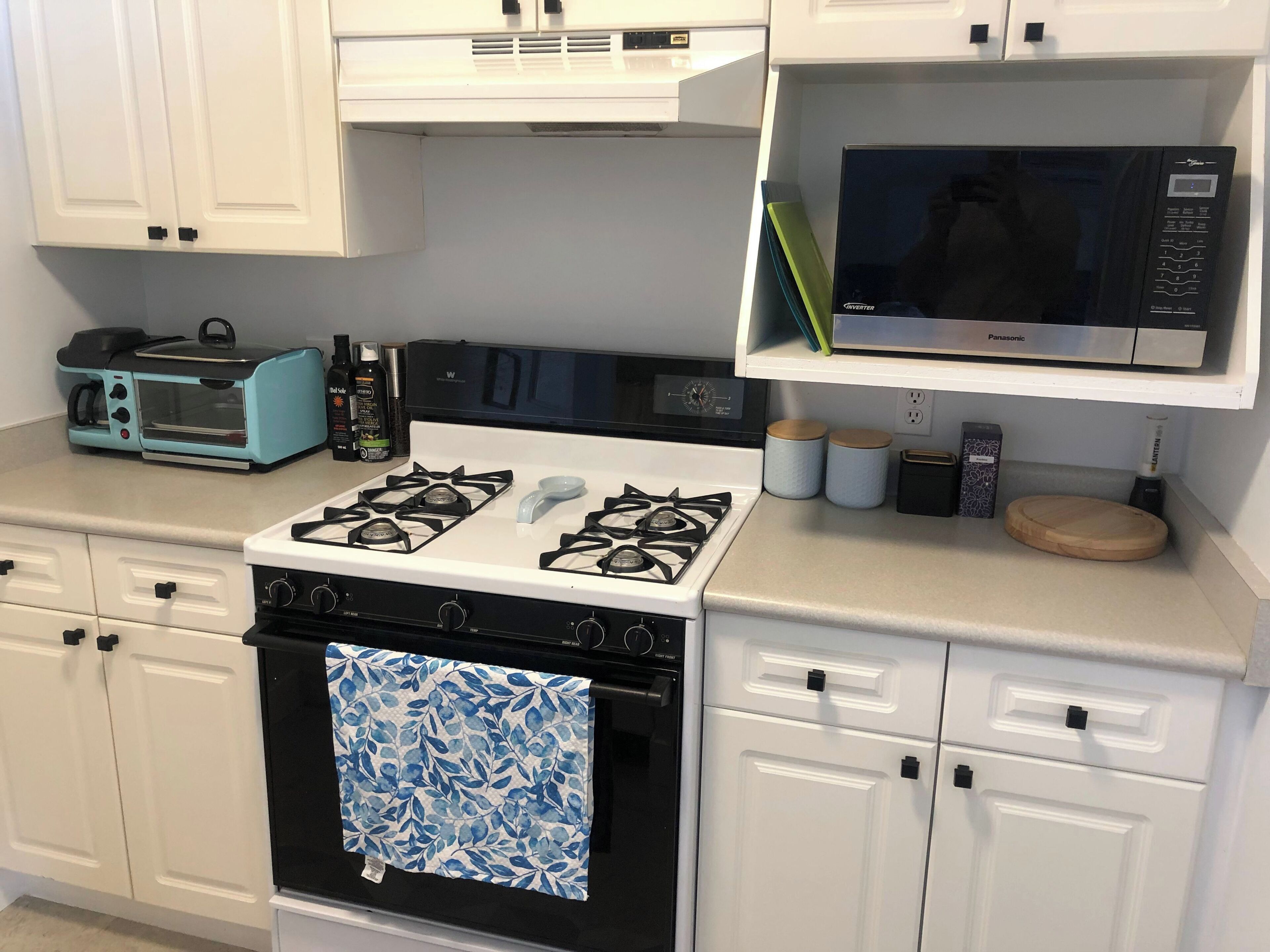 Microwave, oven, stovetop, dishwasher