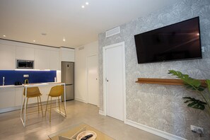 Deluxe Apartment, City View | Living area - Apartamentos 7 Dreams Málaga (Malaga)