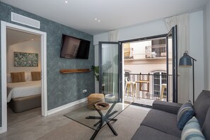 Deluxe Apartment, Balcony, City View | Living area - Apartamentos 7 Dreams Málaga (Malaga)