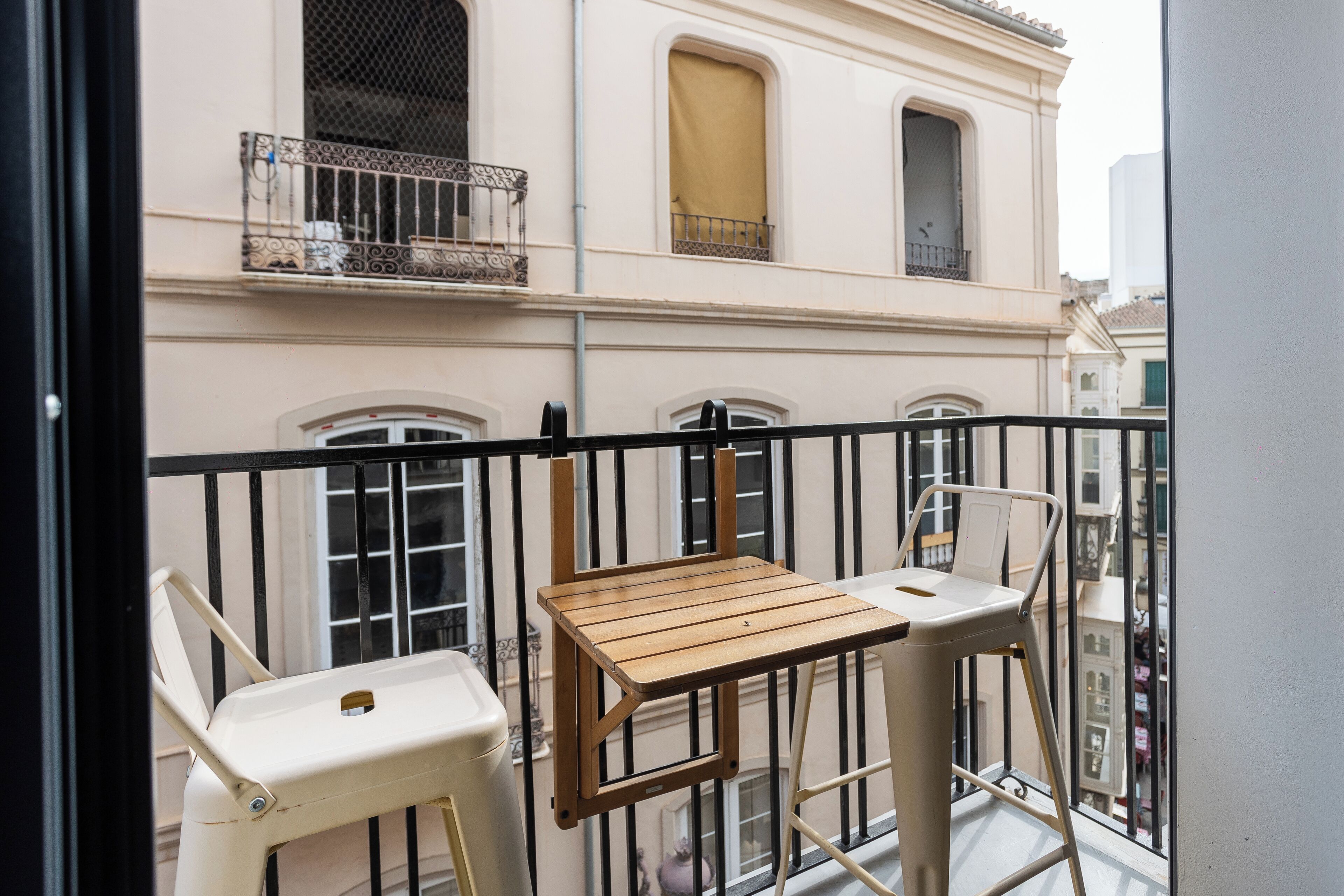 Departamento Deluxe, balcón, vista a la ciudad | Exterior