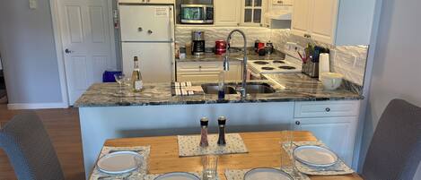 Microwave, oven, stovetop, dishwasher